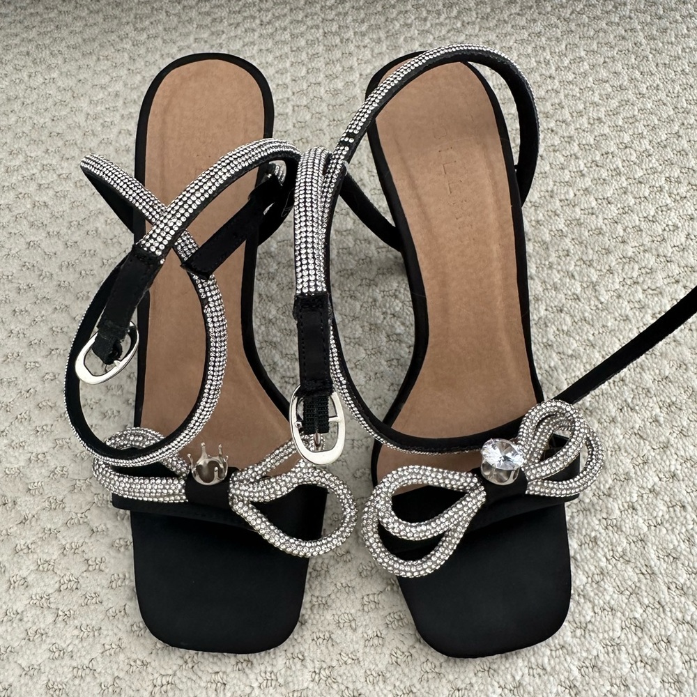 Billini Black and Silver Strappy Heels
